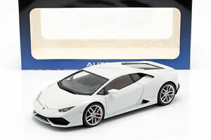 【送料無料】ホビー 模型車 車 レーシングカー ランボルギーニlamborghini huracan lp 6104 annee 2014 blanc 118 autoart|hokushin