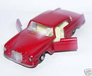 【送料無料】ホビー 模型車 車 レーシングカー メルセデスベンツold amp; rare lesney mercedes benz 220 se rouge n53 1968|hokushin