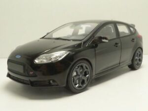 【送料無料】ホビー　模型車　車　レーシングカー フォードフォーカスブラックford focus st 2011 noir 118｜hokushin