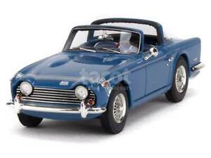 【送料無料】ホビー 模型車 車 レーシングカー モデルtriumph tr250 1967 schuco pror43 143|hokushin