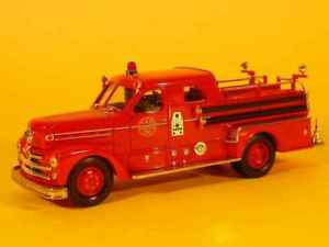 【送料無料】ホビー　模型車　車　レーシングカー セダンコーギーseagrave sedan pumper corgi 150
