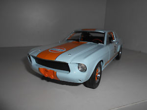 【送料無料】ホビー 模型車 車 レーシングカー フォードマスタングガルフカップford mustang coupe gulf 1967 greenlight 118|hokushin