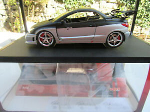【送料無料】ホビー 模型車 車 レーシングカー ボックス206 cc parotech norev 118 en boite|hokushin