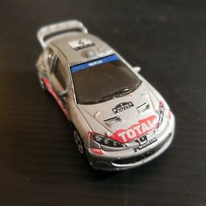 【送料無料】ホビー 模型車 車 レーシングカー ミニチュアプジョーチアリーダーミシュランクラリオンスポーツvoiture miniature peugeot 206 wrc majorette total michelin clarion sport n4647|hokushin