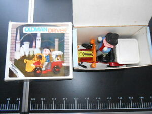 【送料無料】ホビー　模型車　車　レーシングカー ビンテージカーマンドライバビンテージバッテリold vintage car man driver auto vintage rare battery operated｜hokushin