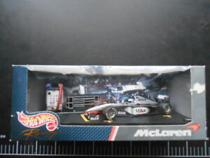 【送料無料】ホビー　模型車　車　レーシングカー ?ホットホイールマクラーレンメルセデスミカハッキネン?? hot wheels mclaren mercedes mp414 mika hakkinen 124 ?｜hokushin