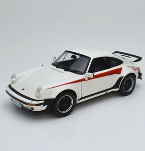 【送料無料】ホビー 模型車 車 レーシングカー ポルシェターボスポーツカー×norev rare porsche 911 turbo 3,0 l voiture de sport annee de construction 1974 in blanc, 118, x706|hokushin