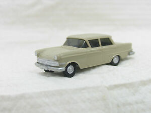 【送料無料】ホビー　模型車　車　レーシングカー オペルキャプテンルピーwiking 1102 b opel capitaine 59 rs2471