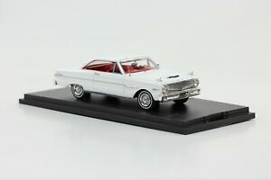 【送料無料】ホビー　模型車　車　レーシングカー フォードファルコンコレクションアメリカgoldvarg ford falcon 1963 goldvarg collection 143 usa gc010b｜hokushin