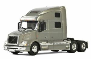 【送料無料】ホビー　模型車　車　レーシングカー ボルボスケールモデルwsi 150 echelle volvo vn780 6x4 modele bn 332030｜hokushin