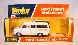 【送料無料】ホビー 模型車 車 レーシングカー ボックス#フォードトランジットdinky toys 274 ford transit ambulance dans obox 014|hokushin