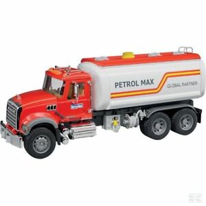 【送料無料】ホビー 模型車 車 レーシングカー タンカートラックスケールモデル|hokushin