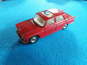 【送料無料】ホビー 模型車 車 レーシングカー プジョーレッドdinky toys 536 peugeot 404, rouge 143|hokushin