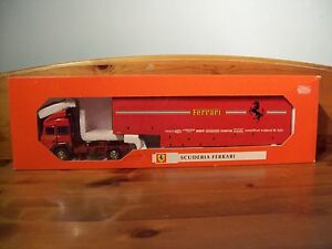 【送料無料】ホビー　模型車　車　レーシングカー アートキャリアフェラーリ143 anciennes voitures art 77000 transporteur 1980 ferrari｜hokushin