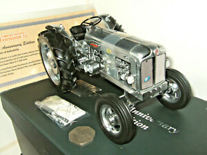 【送料無料】ホビー 模型車 車 レーシングカー モデルダイカストuh 50th anniversary model n lustre metal, fordson power major diecast 116|hokushin