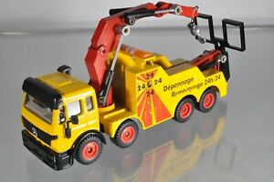 【送料無料】ホビー　模型車　車　レーシングカー メルセデスベンツレッカー＋
