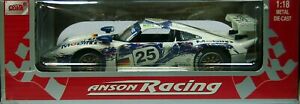 【送料無料】ホビー　模型車　車　レーシングカー ポルシェグアテマラanson 30322 porsche 911 gt 118｜hokushin