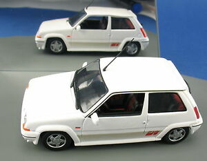 【送料無料】ホビー　模型車　車　レーシングカー ユニバーサルモデルミニチュアuh universal hobbiesrenault 5 gt turboblanc 143 voiture miniature model car