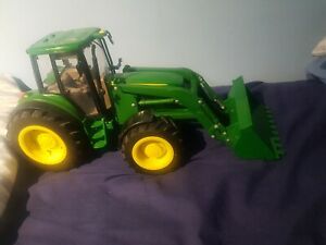 【送料無料】ホビー　模型車　車　レーシングカー ジョンディアトターアームjohn deere jouet tracteur tractopelle bras 6830