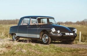 【送料無料】ホビー　模型車　車　レーシングカー ミニチュアスケールシトロエン，eminiature voiture echelle 143 citroen ds 21 majesty chapron modelisme static