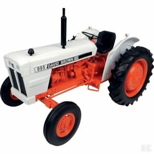 【送料無料】ホビー　模型車　車　レーシングカー ユニバーサルデビッドブラウントターモデルスケールuniversal hobbies david brown 995 1973 modele tracteur echelle 116