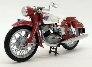 【送料無料】ホビー　模型車　車　レーシングカー モデルスケールオートバイschuco 110 echelle 06529 nsu max baujahr 19541956 rouge moto
