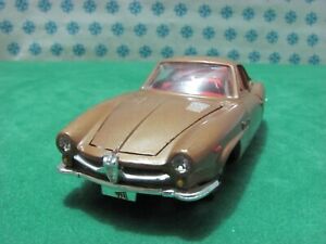 【送料無料】ホビー　模型車　車　レーシングカー ビンテージアルファロメオジュリアvintage alfa romeo giulia ss 143 politoysm506