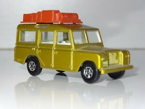 【送料無料】ホビー　模型車　車　レーシングカー マッチランドローバーサファリプラスチックベースs lesney matchbox land rover safari 12 ultra rare base en plastique