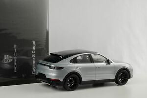 【送料無料】ホビー　模型車　車　レーシングカー ポルシェカイエンスポーツクーペパケットドロマイトporsche cayenne s coupe sport paquet argent dolomite metallique 118 norev