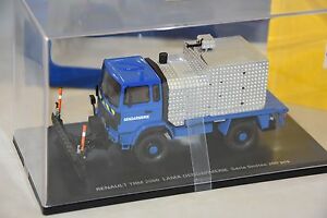 【送料無料】ホビー　模型車　車　レーシングカー ルノーラマperfex 708 renault trm 2000 lama gendarmerie 143