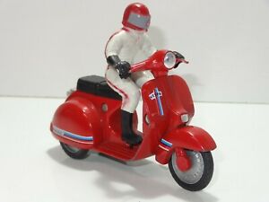 【送料無料】ホビー　模型車　車　レーシングカー スペインスクーターエンジンmira spain vespa scooter 200 dn moule sous pression avec moteur 263