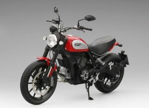 【送料無料】ホビー　模型車　車　レーシングカー ドゥカティスクランブラロッソドゥカティモトバイクモデルducati scrambler 2015 rosso ducati moto motorbike 112 model