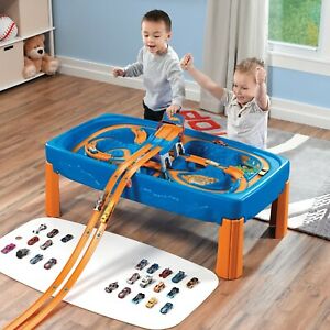 【送料無料】ホビー　模型車　車　レーシングカー ステップホットホイールカートラックテーブルetape 2 hot wheels voiture amp; piste play table｜hokushin