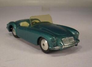 【送料無料】ホビー　模型車　車　レーシングカー コーギースポーツカーu＃ocorgi toys 302 mga sports car grunmetallic no 2 007