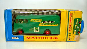 【送料無料】ホビー　模型車　車　レーシングカー マッチキングサイズボックスレースキャリアmatchbox kingsize k5b racing car transporteur vert en box