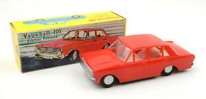 【送料無料】ホビー　模型車　車　レーシングカー ビンテージプラスチックボクビクターvintage woolbro datura hong kong plastique friction vauxhall victor 101 * cret *