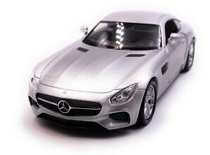 【送料無料】ホビー　模型車　車　レーシングカー メルセデスベンツスポーツカーモデルsemercedes benz amg gt voiture sport modele auto argent masstab 13 4 licence