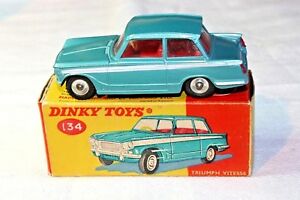 【送料無料】ホビー　模型車　車　レーシングカー トライアンフスピードボックスステータスdinky 134 triumph vitesse, etat neuf en bonne boite dorigine 27,986円