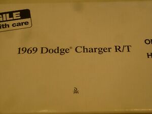 【送料無料】ホビー　模型車　車　レーシングカー スケールモデルun danbury comme neuf scale model of a 1969 dodge charger rt, boxed