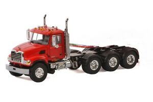 【送料無料】ホビー　模型車　車　レーシングカー ×トラックトター