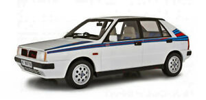 【送料無料】ホビー　模型車　車　レーシングカー レースランチアデルタmodellino auto scala 118 laudo racing lancia delta 1600 modellismo statico