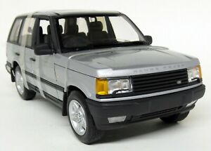 【送料無料】ホビー　模型車　車　レーシングカー スケールレンジローバーシルバーダイカストモデルautoart 118 scale 70015 range rover 46 hse p38 rhd silver diecast voiture modele