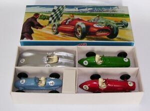 【送料無料】ホビー　模型車　車　レーシングカー グランプリレーシングcrescent toysgrand prix voitures de course ensemble cadeaucode 3