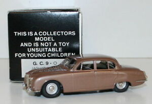 【送料無料】ホビー　模型車　車　レーシングカー ミニチュアマイルストーンジャガータイプブロンズmilestone miniatures 143 gc9 19621970 jaguar s typebronze 27,287円