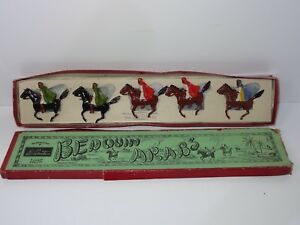 【送料無料】ホビー　模型車　車　レーシングカー アラブベドウィンマウントma britains bedouines arabes monte 164 29,237円