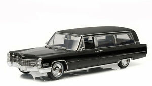 【送料無料】ホビー　模型車　車　レーシングカー キャデラックリムジンブラック 29,237円
