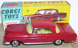 【送料無料】ホビー　模型車　車　レーシングカー メルセデスベンツボックスボルドーカットold rare corgi toys mercedes benz 220 se coupe bordeaux 1962 ref 230 in box