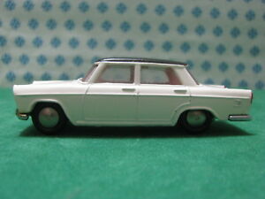 【送料無料】ホビー　模型車　車　レーシングカー ビンテージフィアットセダンvintage fiat 1800 berline 143 mercury n2