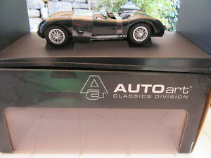 【送料無料】ホビー 模型車 車 レーシングカー ジャガーボックスグリーンオートアートjaguar c type green auto art 118 en boite tres bel etat