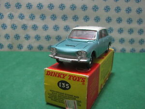 【送料無料】ホビー　模型車　車　レーシングカー ビンテージdinky toys 135 vintage triumph 2000 with bagages nmint